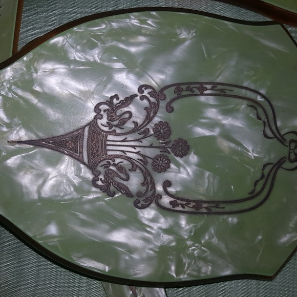 Vintage Travel Vanity Set Suitcase set. - Picture 6 of 8